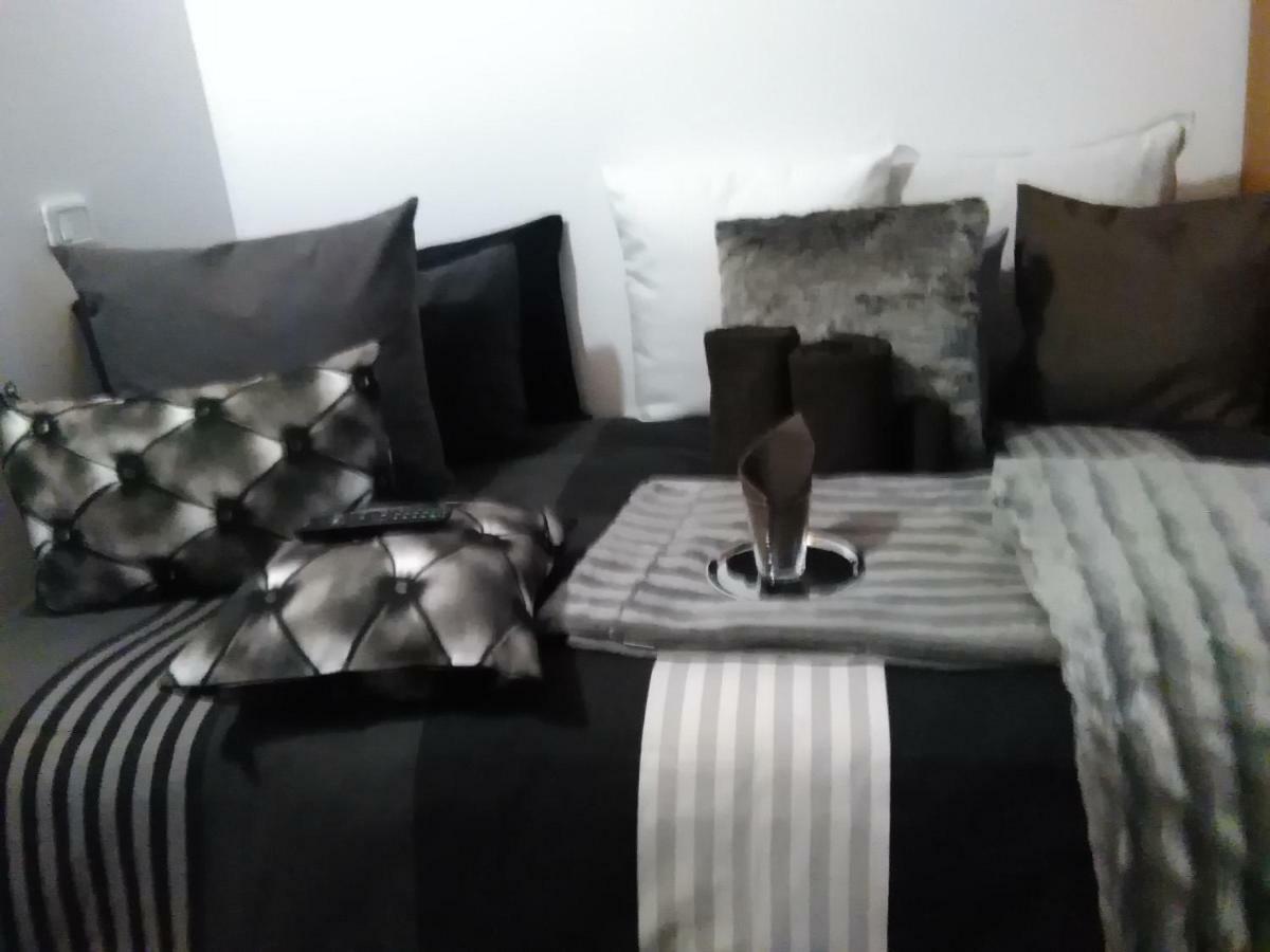 מלון סנדרה Garda House מראה חיצוני תמונה