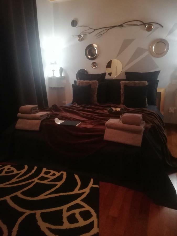 מלון סנדרה Garda House מראה חיצוני תמונה
