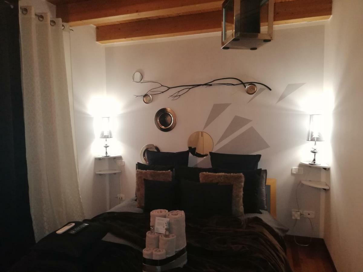 מלון סנדרה Garda House מראה חיצוני תמונה