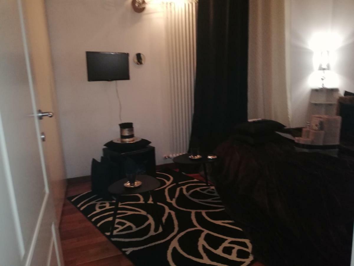מלון סנדרה Garda House מראה חיצוני תמונה